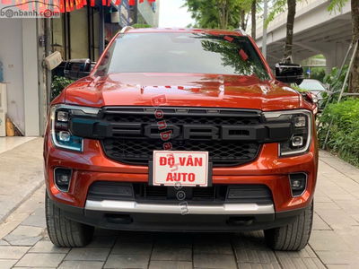 Xe Ford Everest Titanium Plus 2.0L 4x4 AT 2022