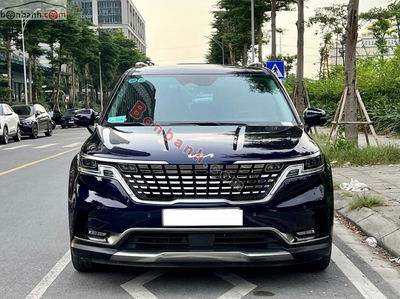 Xe Kia Carnival Signature 2.2D 2024