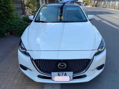 Mazda 3 2018 1.5 AT Sedan