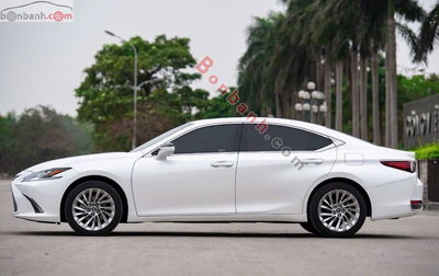 Xe Lexus ES 250 2022