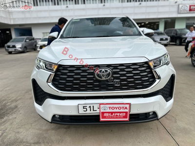 Xe Toyota Innova Cross 2.0 CVT 2024