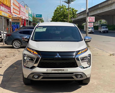 Mitsubishi Xpander 2022 AT Premium
