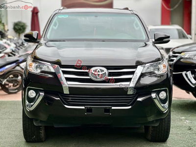 Xe Toyota Fortuner 2.7V 4x2 AT 2016