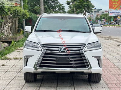Xe Lexus LX 570 2016