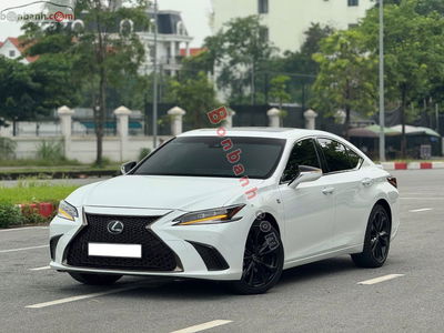 Xe Lexus ES 250 F Sport 2022