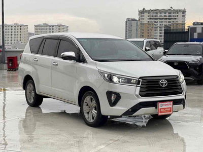 Toyota Innova 2021 2.0V - 107000 km