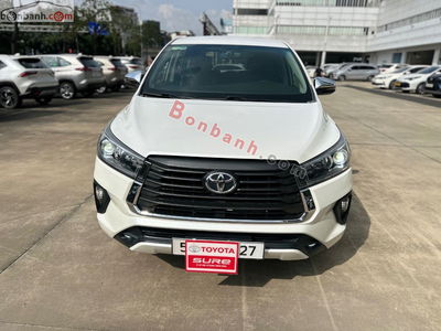 Xe Toyota Innova V 2.0 AT 2021