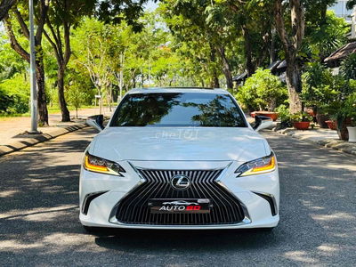 Lexus ES 2019 250 - 68 km