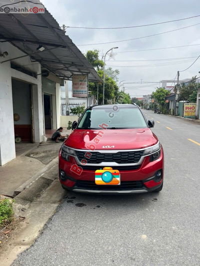 Xe Kia Seltos Deluxe 1.4 AT 2022