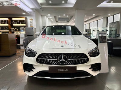 Mercedes Benz E300 AMG 2025 - 2 Tỷ 200 Triệu