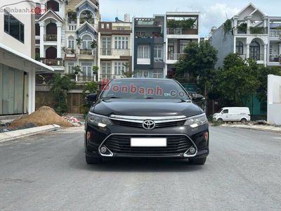 Xe Toyota Camry 2.0E 2017