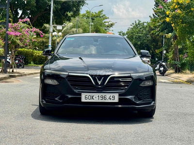 Vinfast Lux A Base 2022 - 22.500km