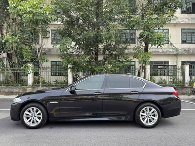 BMW 5 Series 2013 528i - 82000 km