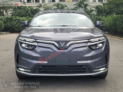 Xe VinFast VF8 Plus 2025