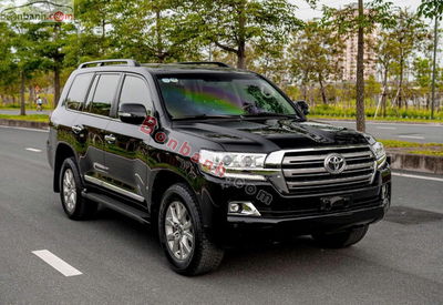 Xe Toyota Land Cruiser VX 4.6 V8 2017