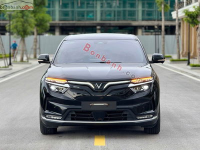 Xe VinFast VF8 Eco AWD 2024