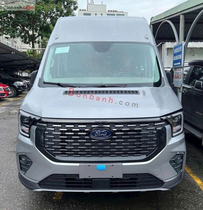 Xe Ford Transit Premium 2025