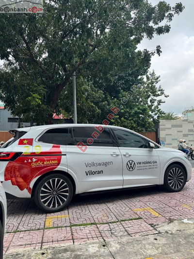Xe Volkswagen Viloran Luxury 2024