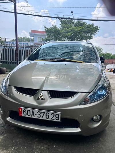 Mitsubishi Grandis 2009 2.4 Mivec - 115000 km