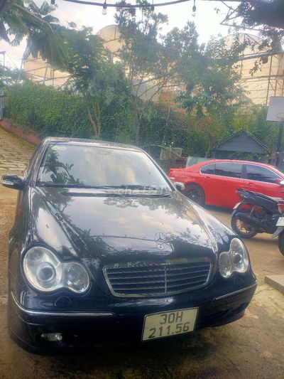 Xe mec E240