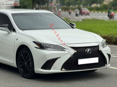Xe Lexus ES 250 F Sport 2022