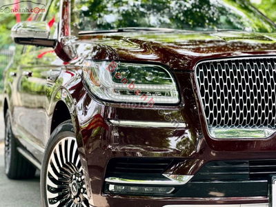 Lincoln Navigator Black Label sx 2018