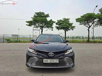 Xe Toyota Camry 2.0G 2019