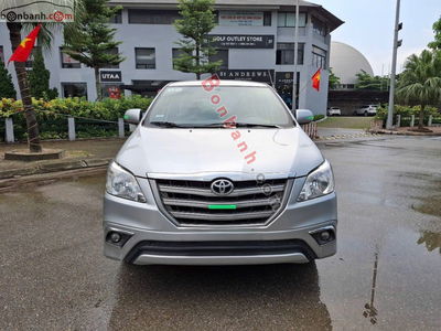 Xe Toyota Innova 2.0E 2016