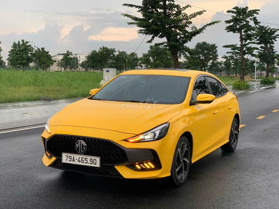 MG MG5 2022 Luxury - 18000 km