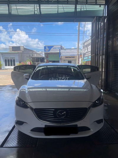 2019 Mazda 6 2.0L Premium - 49000 km