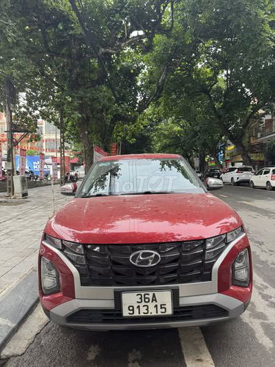 Hyundai Creta 2023 - 13000 km