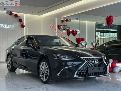 Xe Lexus ES 300h 2025