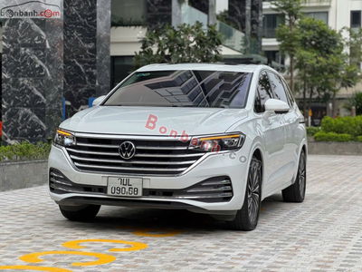 Xe Volkswagen Viloran Luxury 2024