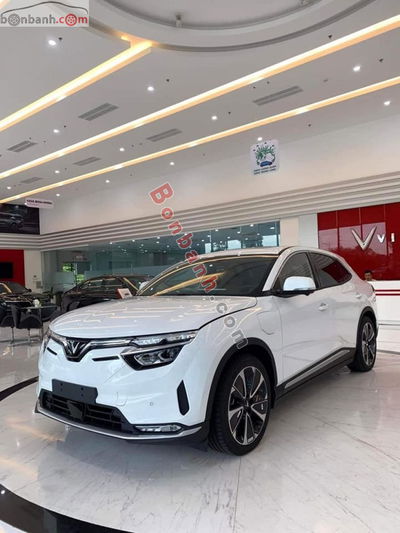 Xe VinFast VF8 Plus 2025