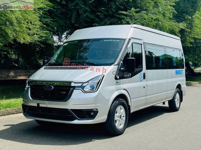 Xe Ford Transit Tiêu chuẩn 2023
