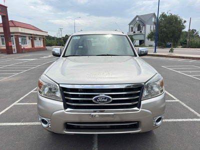 Ford Everest 2009 2.5L 4x2 MT - 98 km