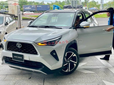 Xe Toyota Yaris Cross HEV 1.5 CVT 2025