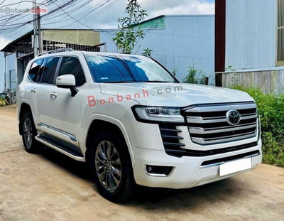 Xe Toyota Land Cruiser 3.5 V6 2024
