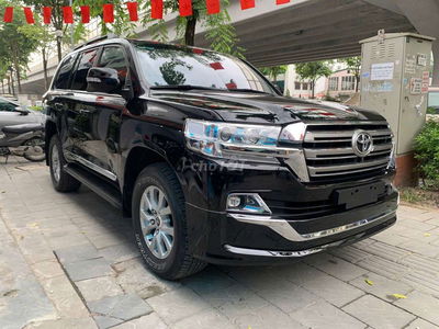 Toyota Land Cruiser xe chủ tịch thiên hạ vô địch