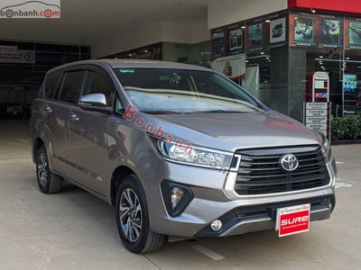 Xe Toyota Innova E 2.0 MT 2020