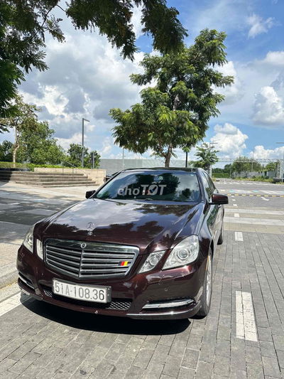 Mercedes Benz E300 2010 Elegance 1 chủ từ đầu