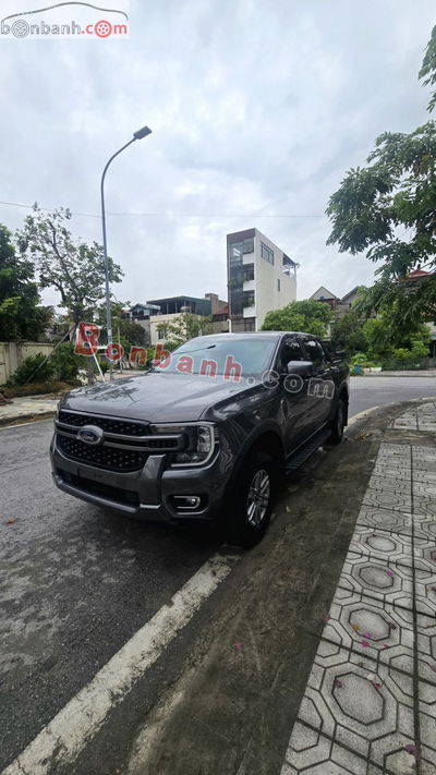 Xe Ford Ranger XLS 2.0L 4x2 AT 2024