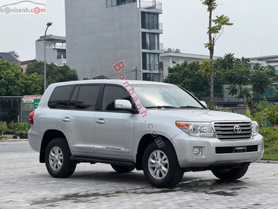 Xe Toyota Land Cruiser VX 4.6 V8 2014