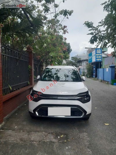 Xe Kia Carens 1.5G Luxury 2024