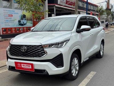 Innova Cross 2025 siêu mới 99,9% 1.025km