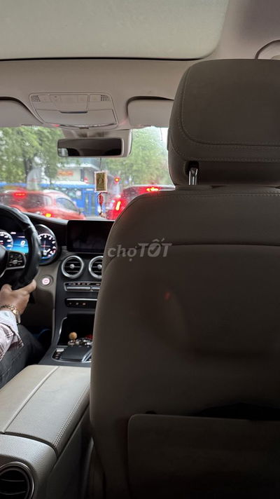 Mercedes Benz GLC 2020 300 4Matic - 54250 km