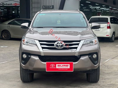 Xe Toyota Fortuner 2.4G 4x2 MT 2020