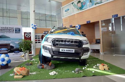 Ford Ranger máy 3.2 2cầu 4x4 2015 - 183729 km
