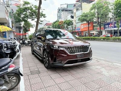 Xe Kia Carnival Signature 2.2D 2022