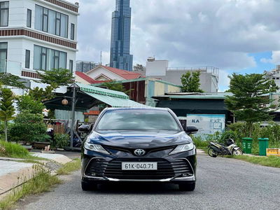 Toyota Camry sx 2022 máy 2.5 Q - 90000 km